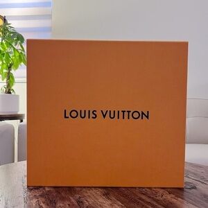 LOUIS VUITTON Orange Storage Gift Box 010L